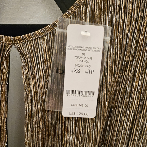 Top - Picture 3 of 5